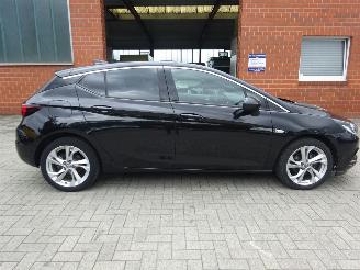 Opel Astra K Dynamic 1.4i Turbo 110kw Automaat picture 5