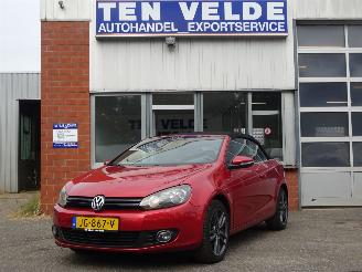 Vaurioauto  passenger cars Volkswagen Golf Cabrio 1.6 TDI Life, Climate & Cruise, Navi, Stoelverw. 2013/11