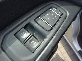 Renault Trafic 2.0 Blue dCi 130 T29 L2H1 Start DC, Airco, Cruise, Trekhaak picture 17