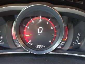 Volvo V-40 T3 Polar+ Sport R-Design 152pk Autom, Navi, Airco, Panorama, Cruise picture 19