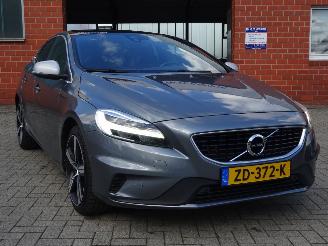 Volvo V-40 T3 Polar+ Sport R-Design 152pk Autom, Navi, Airco, Panorama, Cruise picture 3
