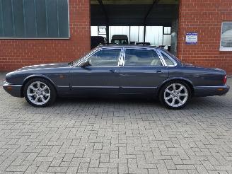 Jaguar XJR 4.0 V8 Supercharged 363pk, Leer, Climate & Cruise picture 12