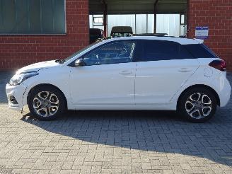 Hyundai I-20 120pk, Panorama, Navi, DAB+, Lane asist, Stuur en stoelverw. picture 8