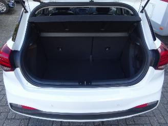 Hyundai I-20 120pk, Panorama, Navi, DAB+, Lane asist, Stuur en stoelverw. picture 22