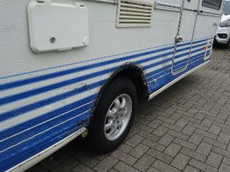 Polar  590 wintercaravan, Zonnepanelen, Ringverw. op warm water, Douche, Mover picture 9