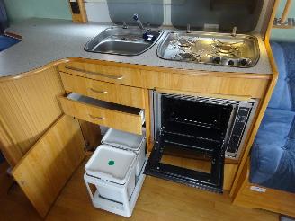 Polar  590 wintercaravan, Zonnepanelen, Ringverw. op warm water, Douche, Mover picture 15