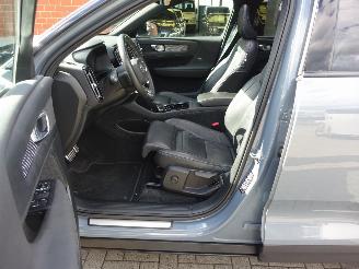 Volvo XC40 Recharge P8 AWD R-Design 150kw picture 15