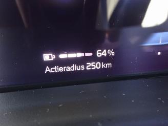 Volvo XC40 Recharge P8 AWD R-Design 150kw picture 20