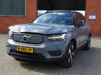 Volvo XC40 Recharge P8 AWD R-Design 150kw picture 2