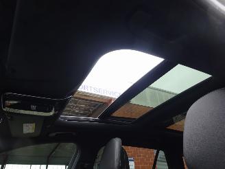 Mercedes C-klasse Estate 200 AMG Line Hybride 205pk, Panorama, Leer picture 22