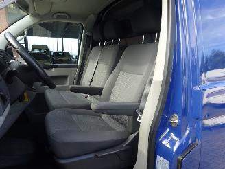 Volkswagen Transporter T5 Lang , Navi, Airco, Trekhaak, Cruise control picture 11