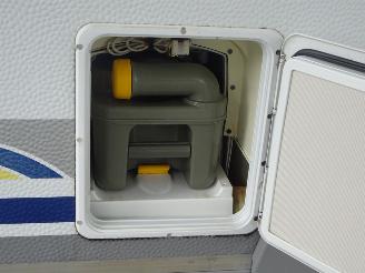 Dethleffs  Camper 490, Mover, Omnistor Luifel, Aparte Douche picture 12