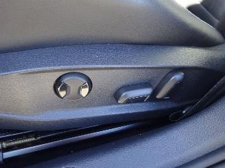 Volkswagen Golf 1.4 TSI ACT Highline DSG, Panorama, Vol Leer, Navi, Cruise, Stoelverw. picture 16
