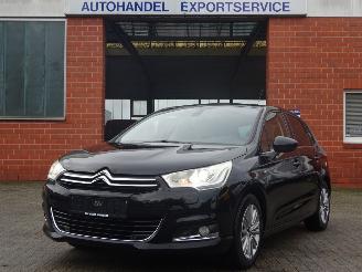 Voiture accidenté Citroën C4 120 VTi Exclusive, Climate & Cruise control, Half leder, Dode hoek detectie 2011/7