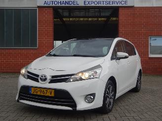 Toyota Verso Life 2.0 D4D 93kw Euro5, Panorama, Climate & Cruise control, Camera, Navi 2013/7