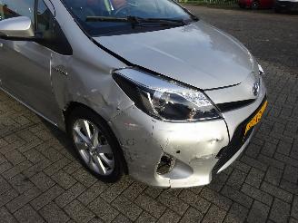 Toyota Yaris 1.5 Full Hybrid Dynamic, Panorama, Climate & Cruise, Navi, PDC picture 22