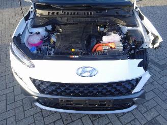 Hyundai Kona Prime 1.6i Hybride Automaat, Head-up, Navigatie, DAB+, Adaptive cruise picture 29
