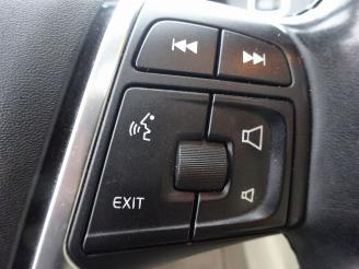 Volvo V-60 D6 AWD Plugin-Hybrid Summum, Leder, Schuifdak, Navi, Lane assist picture 22