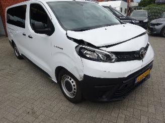 Toyota ProAce Long Extra Range Cool 75 kWh 100kw Electric, 9 persoons, Airco, Navi, Cruise picture 3