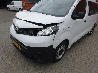 Toyota ProAce Long Extra Range Cool 75 kWh 100kw Electric, 9 persoons, Airco, Navi, Cruise picture 28