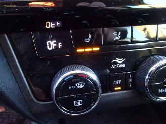 Skoda Octavia Style 2.0 TDI 110kw/150pk, Navi, Climate & Cruise, DAB+, Stoelverw. picture 12