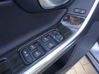 Volvo V-60 D6 AWD Pug-in Hybride, 158kw, Leer, Navi, Schuifdak picture 12