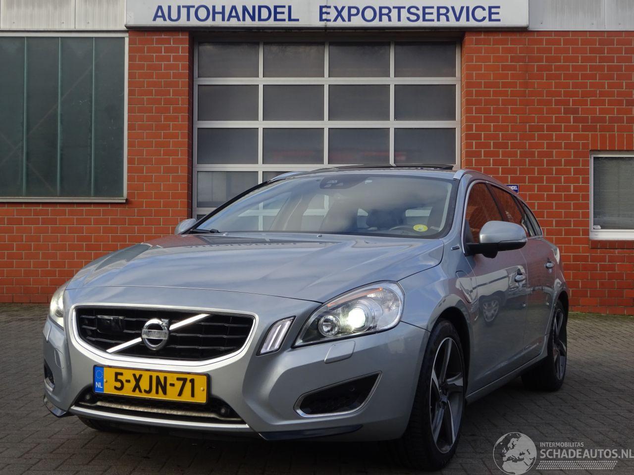 Volvo V-60 D6 AWD Pug-in Hybride, 158kw, Leer, Navi, Schuifdak