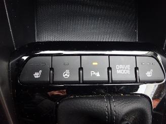 Kia Stonic GT-Line 1.0i Automaat, Lane assist, Adaptive cruise, Hafl leer, Navi picture 17