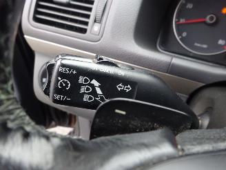 Volkswagen Touran 7 Persoons Cross Highline 125kw DSG, Leer, Navi, Cruise & Climate, schuifdak picture 17