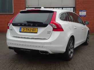 Volvo V-60 D6 AWD Plug in Hybrid 158kw, Leer, Navi, Climate& Cruise picture 4