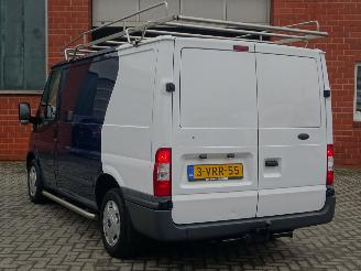 Ford Transit FT260K  2.2 TDCI, Airco, Cruise control, Trekhaak, Inrichting picture 5