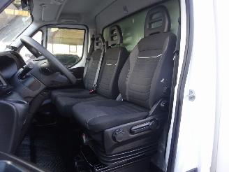 Iveco Daily 35C16 Koffer, Airco, Cruise control, 31.000 km !! picture 13