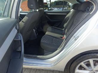 Skoda Octavia 1.6 TDI Greentech Ambition Businessline, Climate & Cruise, Navi picture 12