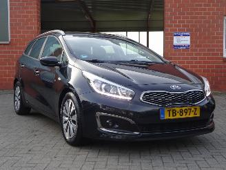 Kia Ceed Sportswagon 1.0 T-GDi Design Edition, Navi, Cimate & Cruise, Stuurverw. picture 3