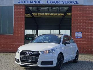 Voiture accidenté Audi A1 Sportback Ultra 1.0 TSFI, Airco, Navi, PDC 2017/11