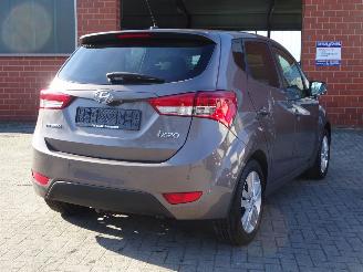 Hyundai Ix20 1.6i Lounge Pack 125pk, Climate & Cruise, Trekhaak picture 4