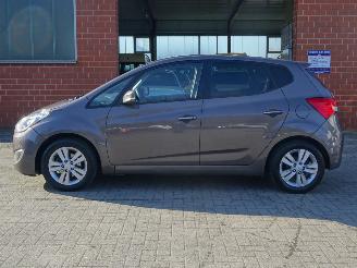 Hyundai Ix20 1.6i Lounge Pack 125pk, Climate & Cruise, Trekhaak picture 7