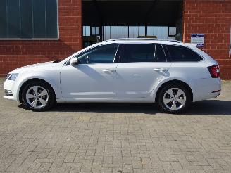 Skoda Octavia Style 1.6 TDI 85kw, Leder, Navi, Climate & Cruise, DiGi, Trekhaak picture 9