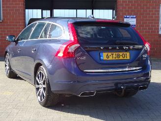 Volvo V-60 V60 Kombi Summum AWD Plug-In Hybride, Leer, Navi, Schuifdak picture 5