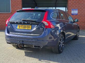 Volvo V-60 V60 Kombi Summum AWD Plug-In Hybride, Leer, Navi, Schuifdak picture 4