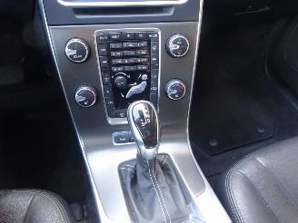 Volvo V-60 V60 Kombi Summum AWD Plug-In Hybride, Leer, Navi, Schuifdak picture 21