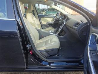 Volvo V-60 D6 TwinEngine 162kw Plug-in Hybride, Leer, Navi, Airco, Trekhaak picture 7