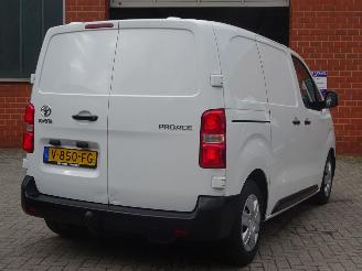 Toyota Proace Compact 1.6 D-4D Cool Comfort, Airco, Cruise, Trekhaak, Schuifdeur picture 4