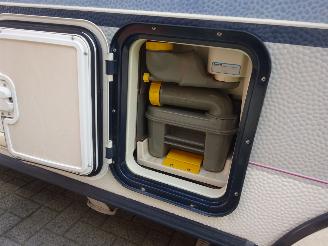 Hobby  440 Classic, Toilet, kachel, koelkast, voortent picture 32