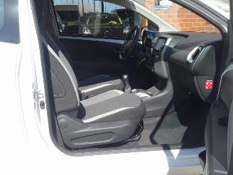 Toyota Aygo X Play 1.0 VVT-i, Airco, Cruise ontrol, MMS, Camera picture 7