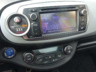 Toyota Yaris 1.5 Full Hybrid Dynamic, Panorama, Leer, Navi, Climare & Cruise picture 26