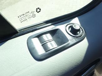 Opel Vivaro 2.5 CDTI 107KW-DPF 2.9T L2H1 CREWCAB Airco picture 16