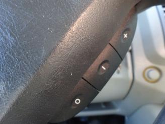 Opel Vivaro 2.5 CDTI 107KW-DPF 2.9T L2H1 CREWCAB Airco picture 18