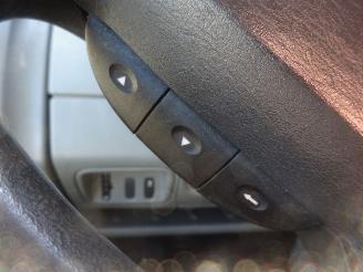 Opel Vivaro 2.5 CDTI 107KW-DPF 2.9T L2H1 CREWCAB Airco picture 17