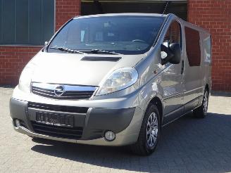 Opel Vivaro 2.5 CDTI 107KW-DPF 2.9T L2H1 CREWCAB Airco picture 2